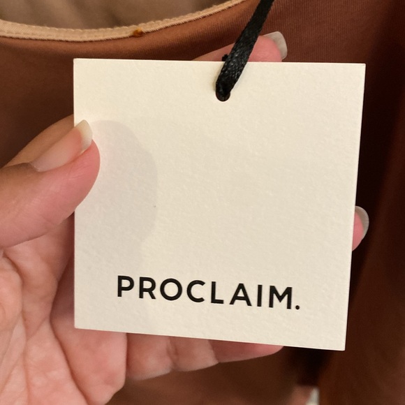 NWT Proclaim Reversible Nude Brown Thong Bodysuit Medium - Picture 3 of 4